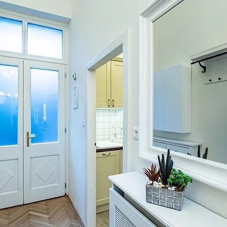 Westend Apartment